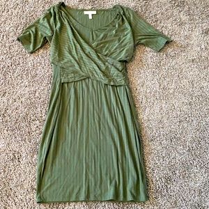 Jessica Simpson maternity dress size M